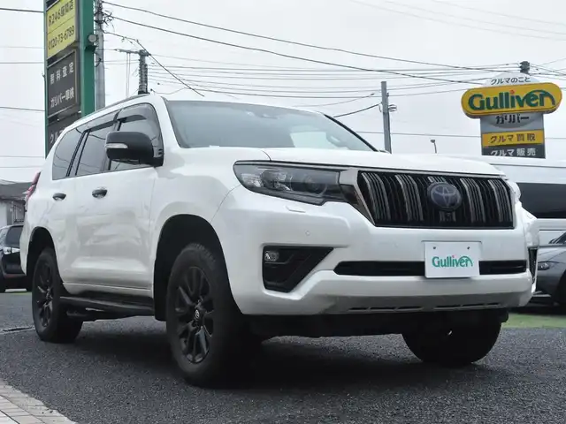 トヨタ ランドクルーザー プラド TX Lパッケージ マットブラED 神奈川県 2022(令4)年 2.8万km ホワイトパールクリスタルシャイン ワンオーナー/純正メモリナビ/全方位カメラ/クルーズコントロール/サンルーフ/レザーシート/シートヒーター/エアーシート/プッシュスタート/ヒッチメンバー/ドライブレコーダー/ETC2.0/LEDヘッドライト/社外マフラー（純正あり）/ルーフレール/保証書/取説/ナビ説/スペアスマートキー