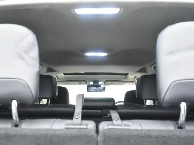 トヨタ ランドクルーザー プラド TX Lパッケージ マットブラED 神奈川県 2022(令4)年 2.8万km ホワイトパールクリスタルシャイン ワンオーナー/純正メモリナビ/全方位カメラ/クルーズコントロール/サンルーフ/レザーシート/シートヒーター/エアーシート/プッシュスタート/ヒッチメンバー/ドライブレコーダー/ETC2.0/LEDヘッドライト/社外マフラー（純正あり）/ルーフレール/保証書/取説/ナビ説/スペアスマートキー