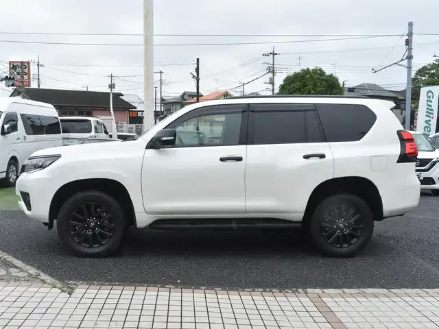 トヨタ ランドクルーザー プラド TX Lパッケージ マットブラED 神奈川県 2022(令4)年 2.8万km ホワイトパールクリスタルシャイン ワンオーナー/純正メモリナビ/全方位カメラ/クルーズコントロール/サンルーフ/レザーシート/シートヒーター/エアーシート/プッシュスタート/ヒッチメンバー/ドライブレコーダー/ETC2.0/LEDヘッドライト/社外マフラー（純正あり）/ルーフレール/保証書/取説/ナビ説/スペアスマートキー