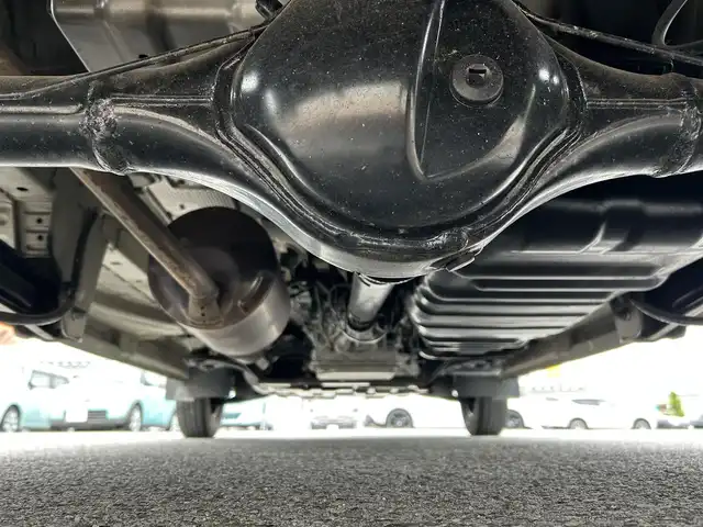 スズキ エブリイ PC 滋賀県 2013(平25)年 3.8万km シルキーシルバーメタリック ガソリン/2WD(FR)/3速AT/カーオーディオ（FM/AM）/パワーステアリング/パワーウィンドウ/ハロゲンヘッドライト/ヘッドライトレベリング/リモコンキー/ゴムフロアマット/マニュアルエアコン/シガーソケット