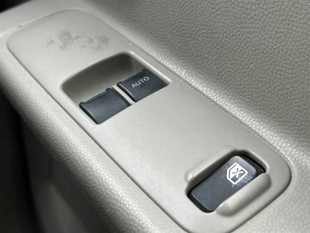 スズキ エブリイ PC 滋賀県 2013(平25)年 3.8万km シルキーシルバーメタリック ガソリン/2WD(FR)/3速AT/カーオーディオ（FM/AM）/パワーステアリング/パワーウィンドウ/ハロゲンヘッドライト/ヘッドライトレベリング/リモコンキー/ゴムフロアマット/マニュアルエアコン/シガーソケット