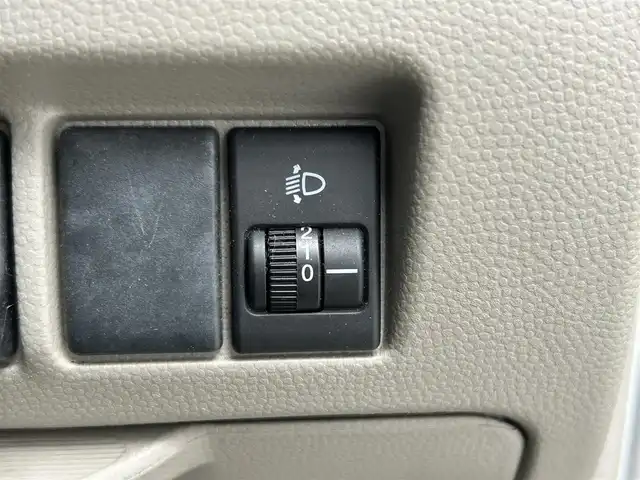 スズキ エブリイ PC 滋賀県 2013(平25)年 3.8万km シルキーシルバーメタリック ガソリン/2WD(FR)/3速AT/カーオーディオ（FM/AM）/パワーステアリング/パワーウィンドウ/ハロゲンヘッドライト/ヘッドライトレベリング/リモコンキー/ゴムフロアマット/マニュアルエアコン/シガーソケット