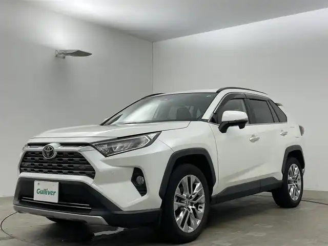 トヨタ ＲＡＶ４ G Zパッケージ 岡山県 2019(令1)年 4.1万km ホワイトパールクリスタルシャイン 純正９インチナビ/【Bluetooth/フルセグTV/CD/DVD】/衝突軽減ブレーキシステム/追従型クルーズコントロール/黒合皮シート/社外デジタルインナーミラー（ドラレコ一体型）/ビルトインＥＴＣ/ＬＥＤヘッドライト/オートハイビーム/前席シートヒーター/ステアリングヒーター/運転席パワシート/シートメモリー/バックカメラ/プッシュスタート/踏み間違い防止/オートブレーキホールド/ブラインドスポットモニター/ISOFIX/チルトステアリング/シートリフター/ウインカーミラー/ドアバイザー