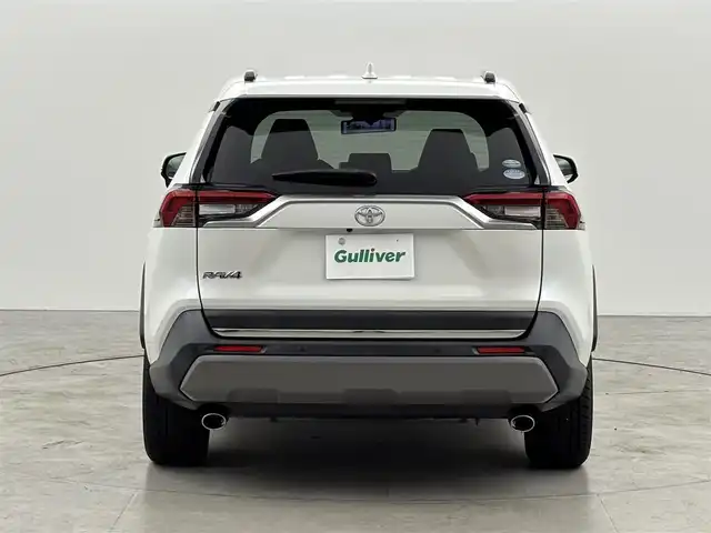 トヨタ ＲＡＶ４ G Zパッケージ 福岡県 2019(令1)年 4.1万km ホワイトパールクリスタルシャイン 純正９型ナビ／フルセグＴＶ　/バックカメラ　/デジタルルームミラー　/ビルトインETC　/ドライブレコーダー　/トヨタセーフティセンス　/レーダークルーズコントロール　/コーナーセンサー　/衝突軽減ブレーキ　/レーンキープ　/ブラインドスポットモニター　/アクセル踏み間違い防止　/ダウンヒルアシストコントロール　/パワーシート　/シートヒーター　/ステアリングヒーター　/パワーバックドア　/ルーフレール　/ＬＥＤヘッドライト　/純正１９インチアルミホイール