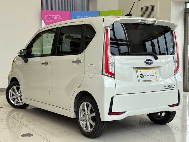 スバル ステラ カスタム R スマートアシスト 埼玉県 2016(平28)年 4.5万km パールホワイトⅢ スマートアシスト /純正メモリナビ/　　CD/DVD/BT/フルセグ/LEDオートライト /純正14インチアルミホイール /ETC