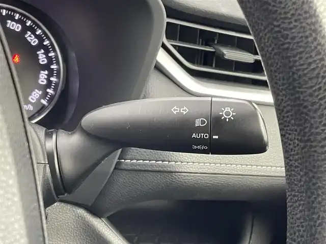 トヨタ ＲＡＶ４ X 埼玉県 2021(令3)年 7.4万km アティチュードブラックマイカ 純正９インチナビ　バックカメラ　ＢＳＭ　ビルトインＥＴＣ２．０　セーフティセンス　レーダークルーズコントロール　ＨＤＭＩ　純正アルミホイール　オートライト　ＬＥＤヘッドライト　地デジフルセグ