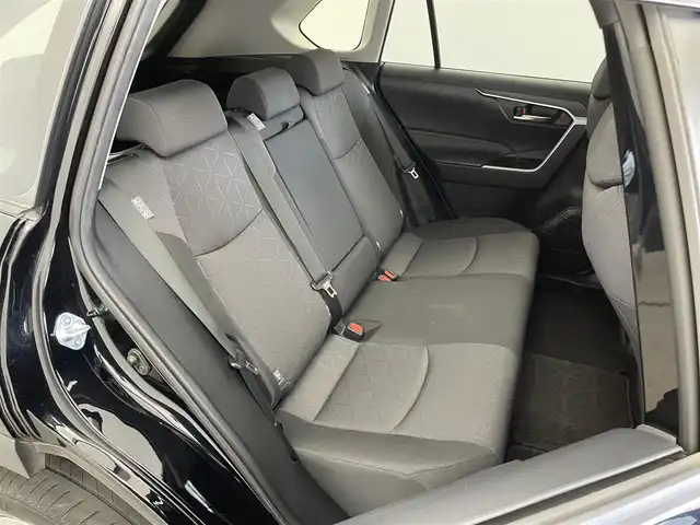 トヨタ ＲＡＶ４ X 埼玉県 2021(令3)年 7.4万km アティチュードブラックマイカ 純正９インチナビ　バックカメラ　ＢＳＭ　ビルトインＥＴＣ２．０　セーフティセンス　レーダークルーズコントロール　ＨＤＭＩ　純正アルミホイール　オートライト　ＬＥＤヘッドライト　地デジフルセグ