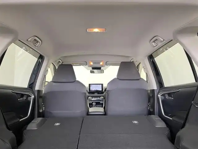 トヨタ ＲＡＶ４ X 埼玉県 2021(令3)年 7.4万km アティチュードブラックマイカ 純正９インチナビ　バックカメラ　ＢＳＭ　ビルトインＥＴＣ２．０　セーフティセンス　レーダークルーズコントロール　ＨＤＭＩ　純正アルミホイール　オートライト　ＬＥＤヘッドライト　地デジフルセグ