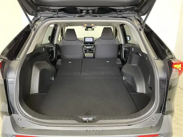 トヨタ ＲＡＶ４ X 埼玉県 2021(令3)年 7.4万km アティチュードブラックマイカ 純正９インチナビ　バックカメラ　ＢＳＭ　ビルトインＥＴＣ２．０　セーフティセンス　レーダークルーズコントロール　ＨＤＭＩ　純正アルミホイール　オートライト　ＬＥＤヘッドライト　地デジフルセグ