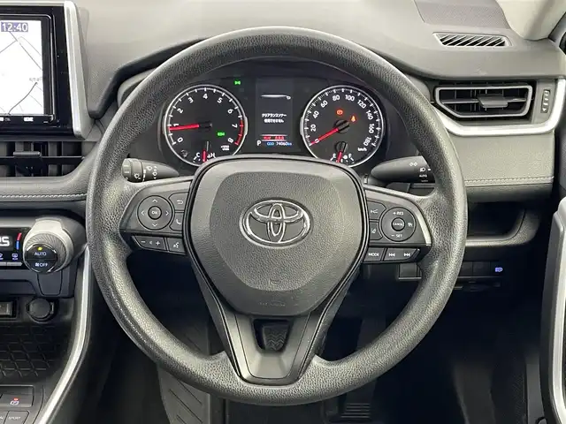 トヨタ ＲＡＶ４ X 埼玉県 2021(令3)年 7.4万km アティチュードブラックマイカ 純正９インチナビ　バックカメラ　ＢＳＭ　ビルトインＥＴＣ２．０　セーフティセンス　レーダークルーズコントロール　ＨＤＭＩ　純正アルミホイール　オートライト　ＬＥＤヘッドライト　地デジフルセグ