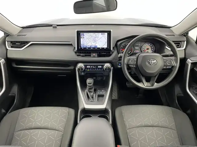 トヨタ ＲＡＶ４ X 埼玉県 2021(令3)年 7.4万km アティチュードブラックマイカ 純正９インチナビ　バックカメラ　ＢＳＭ　ビルトインＥＴＣ２．０　セーフティセンス　レーダークルーズコントロール　ＨＤＭＩ　純正アルミホイール　オートライト　ＬＥＤヘッドライト　地デジフルセグ