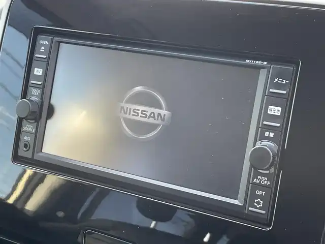 日産 セレナ ハイウェイスター 茨城県 2016(平28)年 7.8万km カシミヤグレージュ 純正ナビ/【ウォークマン・USB・SD・ラジオ・TV・BT・CD・iPod・VTR・AUX】/パーキングアシスト/クルコン/ETC/前方ドラレコ/全方位カメラ/前後コーナーセンサー/両側スライドドア/アイドリングストップ/オートライト/LEDライト/Fフォグ/純正フロアマット/社外アルミホイール/純正AW付ノーマルタイヤ積み込み