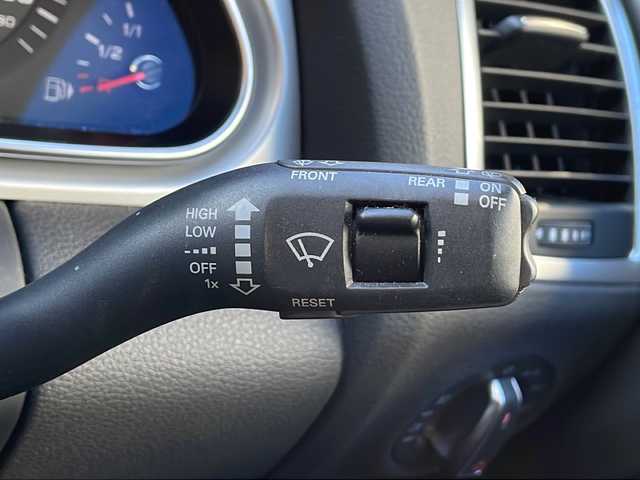 アウディ Ｑ７ 3.0TFSIクワトロ 青森県 2011(平23)年 10万km アイビスホワイト ・4WD/・純正ナビ/・ワンセグ/・バックカメラ/・サイドカメラ/・横滑り抑制装置/・オートライト/・オートマチックハイビーム/・前後コーナーセンサー/・パワーバックドア/・アイドリングストップ/・パワーシート(D+N席)/・エアーシート(D+N席)/・純正フロアマット/・電動格納ミラー/・純正AW20インチ