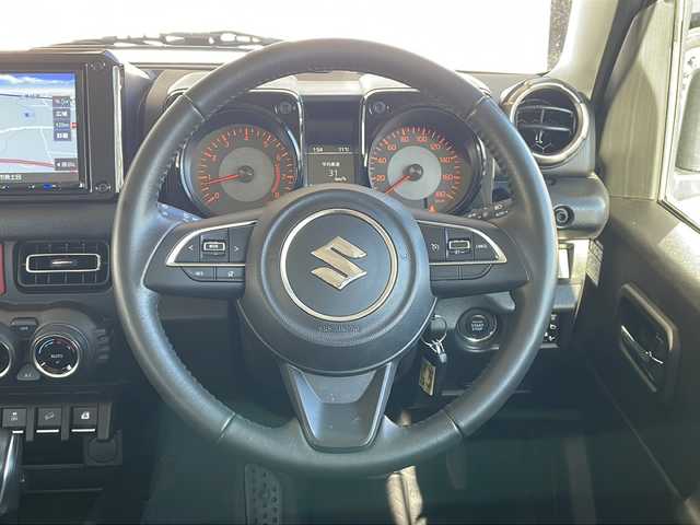 スズキ ジムニー シエラ JC 長野県 2024(令6)年 1.1万km ジャングルグリーン ４ＷＤ/純正メモリナビフルセグＴＶ/バックカメラ/ＥＴＣ/純正15インチアルミ/シートヒーター/アイドリングストップ/レーンキープ/パーキングアシスト/ワンオーナー/保証書・取説