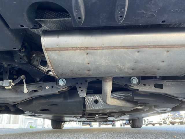 トヨタ プリウス S 岐阜県 2016(平28)年 10.9万km アティチュードブラックマイカ 禁煙車/純正ナビ/レーダークルーズコントロール/フルセグTV/レーンキープアシスト/衝突軽減ブレーキ/ハンドルスイッチ/ビルトインETC/ドライブレコーダー/バックカメラ/純正フロアマット/社外アルミホイール/盗難防止/ドアバイザー/オートライト/オートハイビーム/オートエアコン/スマートキー