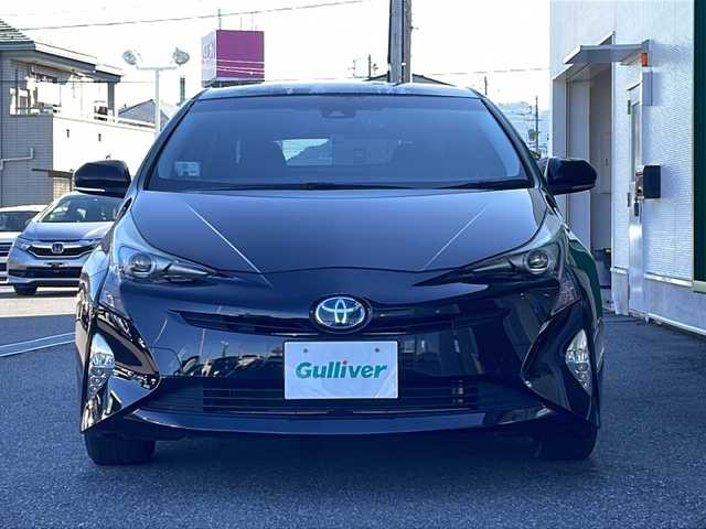 トヨタ プリウス S 岐阜県 2016(平28)年 10.9万km アティチュードブラックマイカ 禁煙車/純正ナビ/レーダークルーズコントロール/フルセグTV/レーンキープアシスト/衝突軽減ブレーキ/ハンドルスイッチ/ビルトインETC/ドライブレコーダー/バックカメラ/純正フロアマット/社外アルミホイール/盗難防止/ドアバイザー/オートライト/オートハイビーム/オートエアコン/スマートキー