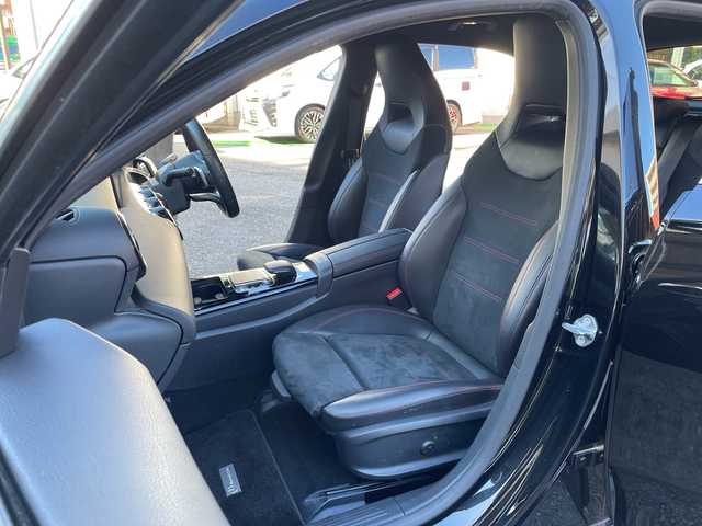 メルセデス・ベンツ Ａ１８０ スタイル AMGライン 神奈川県 2018(平30)年 8.3万km コスモスブラック 純正ナビ		/・DTV/BT/USB/バックカメラ/パークトロニック	/ハーフレザーシート/前席シートヒーター			/前席メモリー付パワーシート	/レーダーセーフティパッケージ/・衝突被害軽減ブレーキ/・追従型クルーズコントロール/・ブラインドスポットアシスト/・レーンキーピングアシスト/道路標識アシスト/アクティブパーキングアシスト/AMG18インチAW	/ETC【DSRC】			/オートライト/純正LEDヘッドライト	/フロント/バックフォグ/パドルシフト付皮巻きハンドル						/アイドリングストップ/プッシュEgスタート/ストップ/スマートキー2本			/ターンランプ付電動格納ドアミラー/純正フロアマット/取扱説明書　/ナビ取扱説明書/新車時保証書