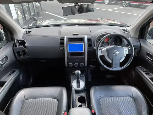 日産 エクストレイル 20Xtt 佐賀県 2010(平22)年 13.8万km ダイヤモンドブラック ナビ　バックカメラ　４ＷＤ　ターボ　クルーズコントロールＨＩＤヘッドライト　オートライト　全席シートヒーター　合皮シート　純正１７インチＡＷ　ＥＴＣ　ルーフレール　スペアキー×１　スペアメカニカルキー