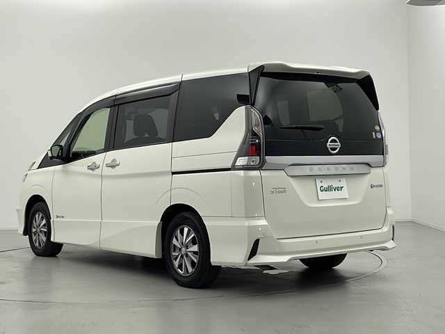 日産 セレナ e－パワー ハイウェイスター V 群馬県 2019(令1)年 5.3万km ブリリアントホワイトパール 純正９型ナビ　１２型後席モニター　プロパイロット　デジタルミラー　全周囲カメラ　スマートキー　両側電動スライドドア　横滑り防止装置　衝突被害軽減ブレーキ　ＥＴＣ　前席シートヒーター　ＬＥＤ　禁煙車