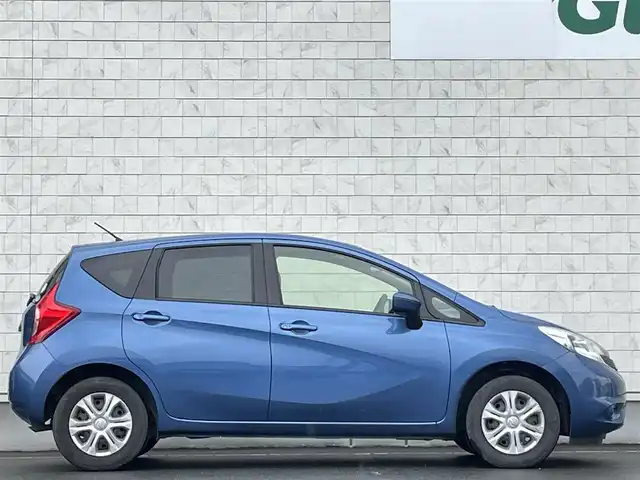 日産 ノート X FOUR 岩手県 2015(平27)年 10.8万km シャイニングブルー 禁煙車/パートタイム4WD/純正SDナビ/フルセグTV/CD/DVD/FM/AM/USB入力端子/バックカメラ/衝突被害軽減ブレーキ/レーンキープアシスト/横滑り防止装置/シガーソケット/電動格納ミラー/ヘッドライトレベライザー/スペアキー/ETC/ドラレコ