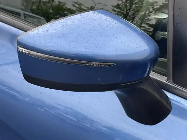 日産 ノート X FOUR 岩手県 2015(平27)年 10.8万km シャイニングブルー 禁煙車/パートタイム4WD/純正SDナビ/フルセグTV/CD/DVD/FM/AM/USB入力端子/バックカメラ/衝突被害軽減ブレーキ/レーンキープアシスト/横滑り防止装置/シガーソケット/電動格納ミラー/ヘッドライトレベライザー/スペアキー/ETC/ドラレコ