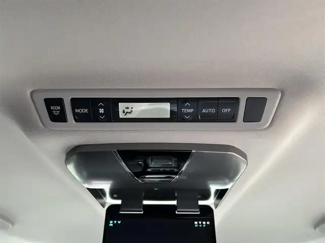 トヨタ ヴェルファイア 2．4Z プラチナセレクションⅡ 静岡県 2010(平22)年 9.4万km ホワイトパールクリスタルシャイン ワンオーナー/社外HDDナビ（VIE-X088）/フルセグTV/DVD/CD/USB/SD/社外フリップダウンモニター/バックカメラ/両側パワースライド/パワーバックドア/純正18インチアルミホイール/ウッドコンビハンドル/HIDライト/ビルトインETC/スマートキー2個/プッシュスタート/新車時保証書
