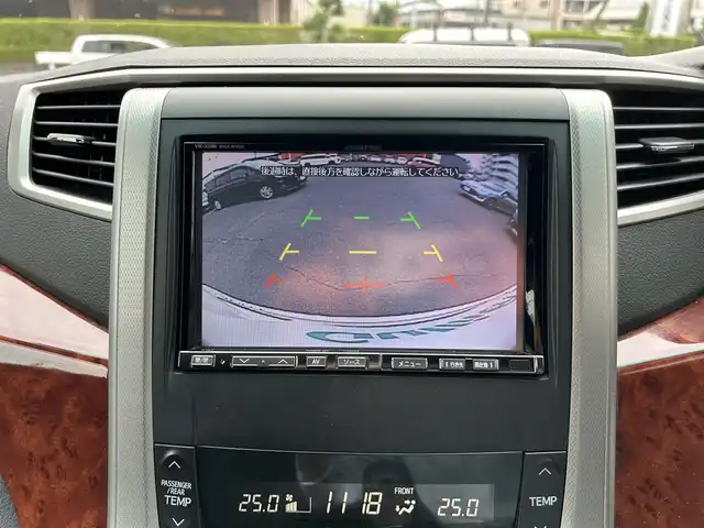 トヨタ ヴェルファイア 2．4Z プラチナセレクションⅡ 静岡県 2010(平22)年 9.4万km ホワイトパールクリスタルシャイン ワンオーナー/社外HDDナビ（VIE-X088）/フルセグTV/DVD/CD/USB/SD/社外フリップダウンモニター/バックカメラ/両側パワースライド/パワーバックドア/純正18インチアルミホイール/ウッドコンビハンドル/HIDライト/ビルトインETC/スマートキー2個/プッシュスタート/新車時保証書