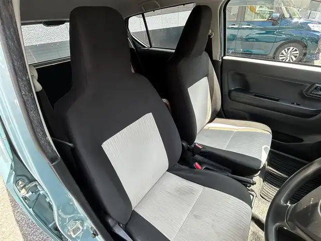 ダイハツ ミラ イース L 東京都 2018(平30)年 2.3万km スカイブルーメタリック ワンオーナー/社外メモリーナビ/　フルセグTV/Bluetooth/CD・DVD/SD/AM・FM/バックカメラ/ETC/アイドリングストップ/横滑り防止装置/純正ホイールキャップ/社外フロアマット/ヘッドライトレベライザー/ドアバイザー/パワーウィンドウ/パワーステアリング/リモコンキー/取扱説明書/点検記録簿/保証書/スペアキー
