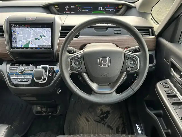 ホンダ フリード＋ ハイブリット クロスター ホンダセンシング 静岡県 2020(令2)年 2.3万km プラチナホワイトパール ユーザー買取車両/純性ナビ（VXM-207VFNi）/【CD/DVD/BT/地デジTV】/純正LEDライト/純正フロアマット/両側パワースライドドア/社外15インチAW/クルーズコントロール追従あり/衝突被害軽減システム/横滑り防止装置/バックカメラ/フロントカメラ/ハーフレザーシート/ベンチシート/シートヒーター/スペアキー×1/スマートキー/レーンアシスト/パーキングアシスト/4WD/ドライブレコーダー/ETC(2.0)
