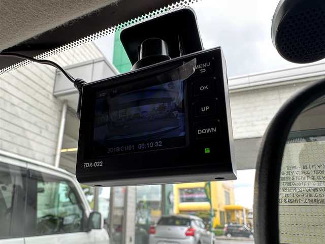 日産 マーチ 12X 茨城県 2012(平24)年 9.2万km ホワイトパール 純正ナビ/フルセグ/Bluetooth/バックカメラ/ETC/スマートキー/エンジンプッシュスタート/ドライブレコーダー(ZDR-022)/ラジアル積込有り/取扱説明書/スペアキー×1