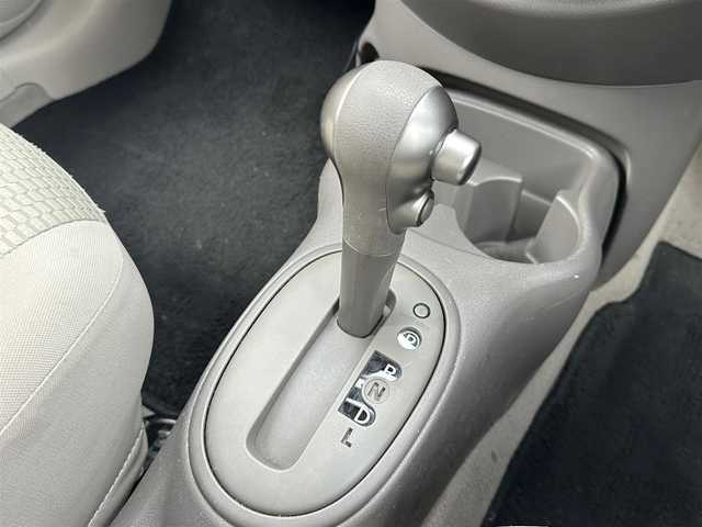日産 マーチ 12X 茨城県 2012(平24)年 9.2万km ホワイトパール 純正ナビ/フルセグ/Bluetooth/バックカメラ/ETC/スマートキー/エンジンプッシュスタート/ドライブレコーダー(ZDR-022)/ラジアル積込有り/取扱説明書/スペアキー×1