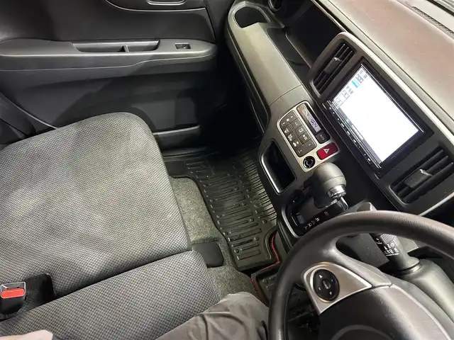 ホンダ Ｎ ＯＮＥ G SSパッケージ 熊本県 2015(平27)年 6.3万km 白 ナビ/バックカメラ/スマートキー/前席シートヒーター/ETC/オートエアコン/オートライト