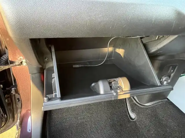 スズキ ワゴンＲ スティングレー L 宮崎県 2018(平30)年 5.2万km ムーンライトバイオレットPM 社外ナビ【MDV-D404BTW】/AM/FM/CD/DVD/Bluetooth/バックカメラ/ドライブレコーダー/衝突被害軽減ブレーキ/レーンキープアシスト/横滑り防止装置/アイドリングストップ/シートヒーター/オートライト/LEDヘッドライト/スマートキー/プッシュスタート/電動格納ミラー/純正１４インチAW/フロアマット/保証書/取扱説明書バックカメラ