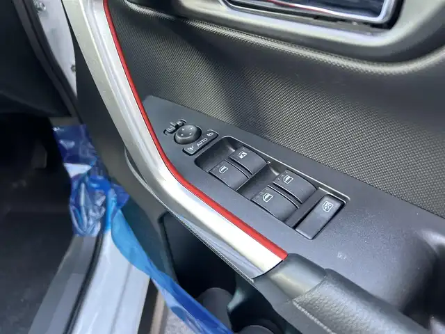 スバル レックス Z ハイブリッド 群馬県 2025(令7)年 0.1千km ブラックマイカメタリック/シャイニングホワイトパール 純正9インチディスプレイオーディオ/（Bluetooth/HDMI/AppleCarPlay）/パノラミックビューモニター/スマートアシスト/・BSM/・RCTA/・先行車発進/・コーナーセンサー/シートヒーター/ACC/純正17インチアルミホイール/プッシュスタート/ステアリングリモコン/AC100V電源/ウィンカーミラー/保証書・取説・スペアキー