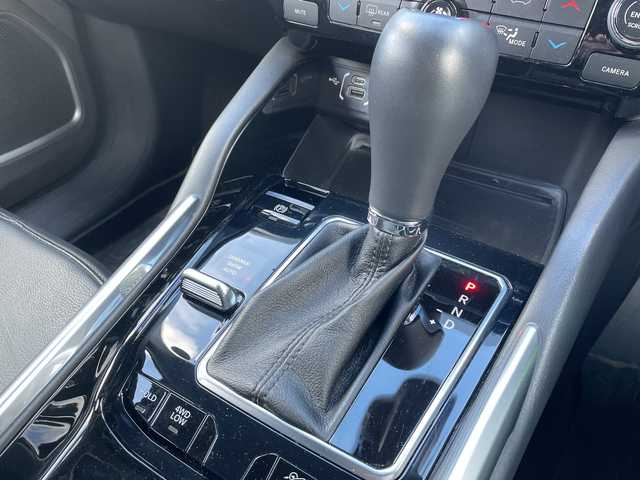 クライスラー・ジープ ジープ コマンダー リミテッド 新潟県 2023(令5)年 4.8万km 黒 4WD/純正メモリナビ/BT/フルセグテレビ/全方位カメラ/ETC/ドライブレコーダー/衝突被害軽減ブレーキ/レーンキープアシスト/レーダークルーズコントロール/サンルーフ/革シート/パワーシート/シートヒーター/パーキングアシスト/コーナーセンサー/パワーバックドア/スマートキー/プッシュスタート/LEDヘッドライト/オートライト/フォグランプ/純正18インチアルミホイール