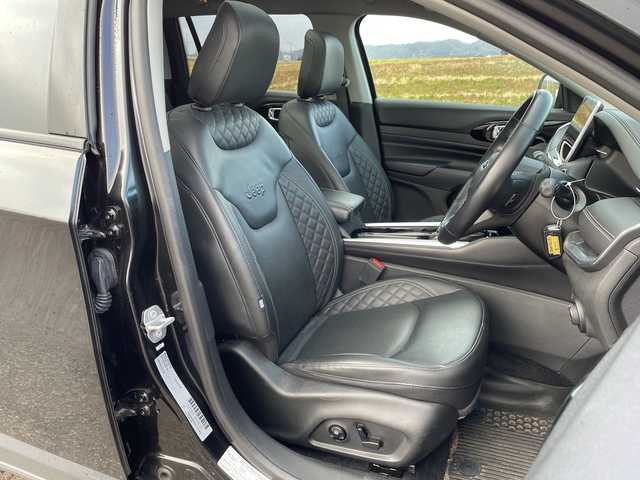 クライスラー・ジープ ジープ コマンダー リミテッド 新潟県 2023(令5)年 4.8万km 黒 4WD/純正メモリナビ/BT/フルセグテレビ/全方位カメラ/ETC/ドライブレコーダー/衝突被害軽減ブレーキ/レーンキープアシスト/レーダークルーズコントロール/サンルーフ/革シート/パワーシート/シートヒーター/パーキングアシスト/コーナーセンサー/パワーバックドア/スマートキー/プッシュスタート/LEDヘッドライト/オートライト/フォグランプ/純正18インチアルミホイール