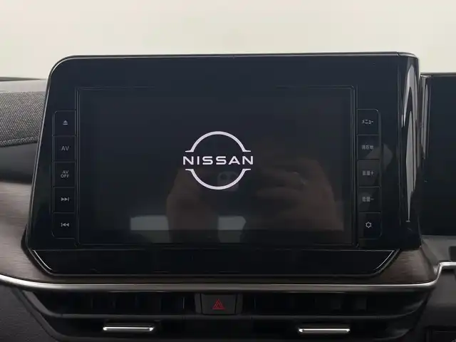 日産 オーラ G 新潟県 2022(令4)年 1.1万km バーガンディー 登録時距離/　１０４７３km/純正メモリーナビ/フルセグ＆ＤＶＤ＆ＢＴ/アラウンドビューモニター/スマートキー/スペアキー/ＬＥＤ/左右バニティミラー/ドライブレコーダー/革巻ステアリング/左右バニティミラー/取説
