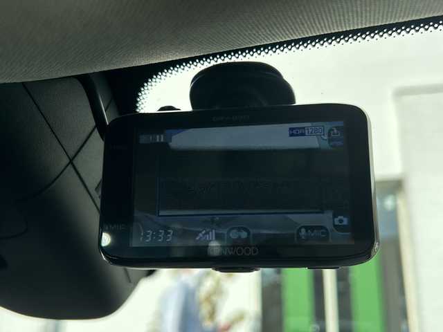 メルセデス・ベンツ Ｂ１８０ 千葉県 2014(平26)年 3.7万km 白 メーカーナビ　バックカメラ　クルーズコントロール　ドラレコ　ＵＳＢ　パドルシフト　フルセグTV　ステアリングスイッチ　パークトロニック　オートライト　HID　１６インチAW　キーレス