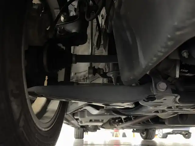 トヨタ ヴォクシー ハイブリッド ZS 三重県 2019(令1)年 3.1万km ブラック ハイブリッド/FF/インパネCVT/純正 9インチナビ NSZT-Y68T/（AM/FM/CD/DVD/TV/SD/SDREC/Bluetooth）/純正 12.1インチ 後席フリップダウンモニター V12T-R68C/バックガイドモニター/モデリスタカスタムパーツ/・エアロキット（F/S/R/Rアンダー）/・スポーツマフラー/・シグネチャーイルミブレード/両側パワースライドドア/ドライブレコーダー 前後/ビルトイン ETC2.0/Toyota Safety Sense/・プリクラッシュセーフティ［PCS］/・レーンディパーチャーアラート［LDA］/・オートハイビーム［AHB］/・インテリジェントクリアランスソナー（パーキングサポートブレーキ［PKSB］（静止物））/装備/・快適温熱シート（D/N）/・クルーズコントロール/・左右独立オートエアコン＋後席クーラー/・オートライト/・LED ヘッドランプ＋フロントフォグランプ/・ステアリングスイッチ/・純正16inAW/・保/取/ナビ取/・スマートキーx2