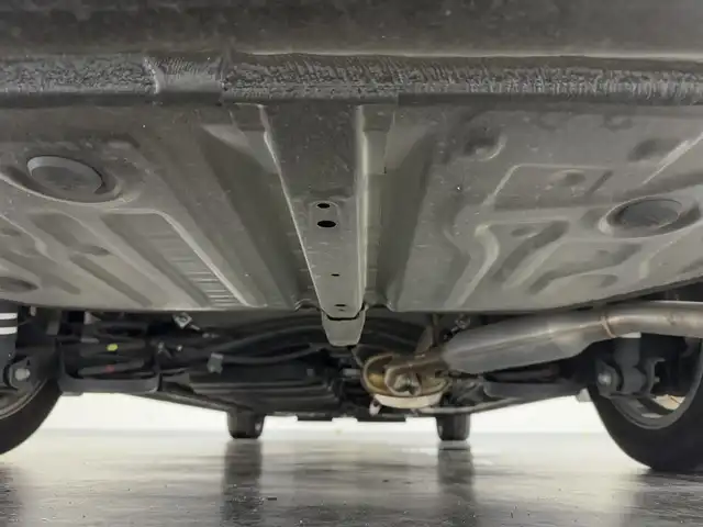 トヨタ ヴォクシー ハイブリッド ZS 三重県 2019(令1)年 3.1万km ブラック ハイブリッド/FF/インパネCVT/純正 9インチナビ NSZT-Y68T/（AM/FM/CD/DVD/TV/SD/SDREC/Bluetooth）/純正 12.1インチ 後席フリップダウンモニター V12T-R68C/バックガイドモニター/モデリスタカスタムパーツ/・エアロキット（F/S/R/Rアンダー）/・スポーツマフラー/・シグネチャーイルミブレード/両側パワースライドドア/ドライブレコーダー 前後/ビルトイン ETC2.0/Toyota Safety Sense/・プリクラッシュセーフティ［PCS］/・レーンディパーチャーアラート［LDA］/・オートハイビーム［AHB］/・インテリジェントクリアランスソナー（パーキングサポートブレーキ［PKSB］（静止物））/装備/・快適温熱シート（D/N）/・クルーズコントロール/・左右独立オートエアコン＋後席クーラー/・オートライト/・LED ヘッドランプ＋フロントフォグランプ/・ステアリングスイッチ/・純正16inAW/・保/取/ナビ取/・スマートキーx2
