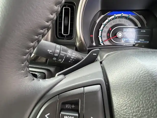 スズキ ハスラー Jスタイル Ⅱ ターボ 奈良県 2023(令5)年 0.6万km クールカーキパールメタリック/ソフトベージュメタリック ワンオーナー/純正7インチナビ/(フルセグTV/CD/DVD/BT/SD)/バックカメラ/デュアルカメラブレーキサポート/衝突軽減防止/レーンキープアシスト/リアパーキングセンサー/ふらつき防止/ドライブレコーダー前後/ビルトインETC/シートヒーター(D＋N席)/アクティブクルーズコントロール/オートエアコン(ナノイーX)/革巻きステアリング/ステアリングスイッチ/パドルシフト/オートライト/ハイビームアシスト/アイドリングストップ/ドライブセレクト/ルーフレール/プッシュスタート＆スマートキ/ウインカー付き電動格納ミラー/LEDヘッドライト/フォグランプ/ドアバイザー/フロアマット/純正15インチAW