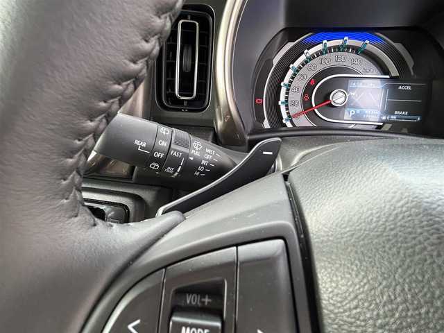 スズキ ハスラー Jスタイル Ⅱ ターボ 奈良県 2023(令5)年 0.6万km クールカーキパールメタリック/ソフトベージュメタリック ワンオーナー/純正7インチナビ/(フルセグTV/CD/DVD/BT/SD)/バックカメラ/デュアルカメラブレーキサポート/衝突軽減防止/レーンキープアシスト/リアパーキングセンサー/ふらつき防止/ドライブレコーダー前後/ビルトインETC/シートヒーター(D＋N席)/アクティブクルーズコントロール/オートエアコン(ナノイーX)/革巻きステアリング/ステアリングスイッチ/パドルシフト/オートライト/ハイビームアシスト/アイドリングストップ/ドライブセレクト/ルーフレール/プッシュスタート＆スマートキ/ウインカー付き電動格納ミラー/LEDヘッドライト/フォグランプ/ドアバイザー/フロアマット/純正15インチAW