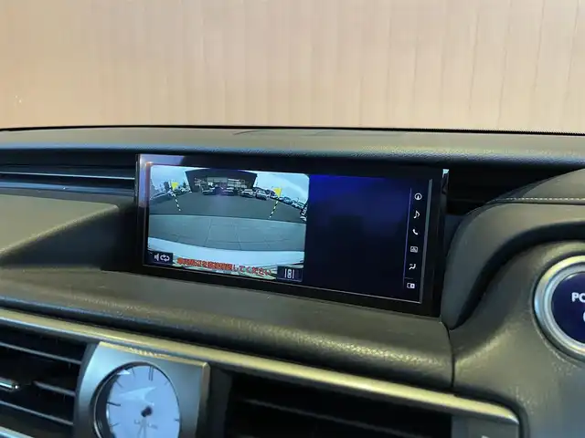 レクサス ＩＳ 300h 佐賀県 2016(平28)年 7.9万km ソニッククォーツ ワンオーナー/純正HDDナビ/CD/DVD/USB/SD/BT/フルセグTV/バックカメラ/クルーズコントロール/衝突被害軽減ブレーキ/パドルシフト/ETC2.0/ハーフレザーシート(ベージュ)/パワーシート/シートヒーター/F/Rコーナーセンサー/保証書