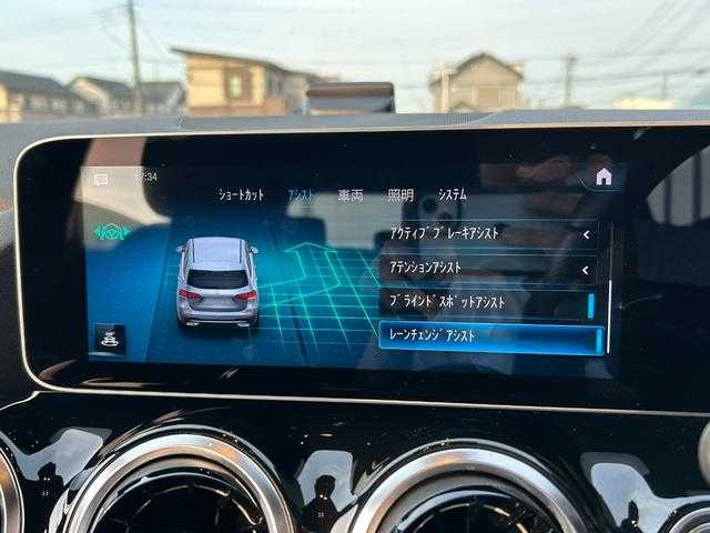 メルセデス・ベンツ Ｂ２００ｄ AMGライン 埼玉県 2021(令3)年 3.3万km マウンテングレー ハーフレザーシート/シートヒーター/レーダーセフティＰ/純正HDDナビ/(Bluetooth/USB/フルセグ)/パワーバックドア/アダプティブクルーズコントロール/ＬＥＤヘッドライト/全方位カメラ/ＥＴＣ