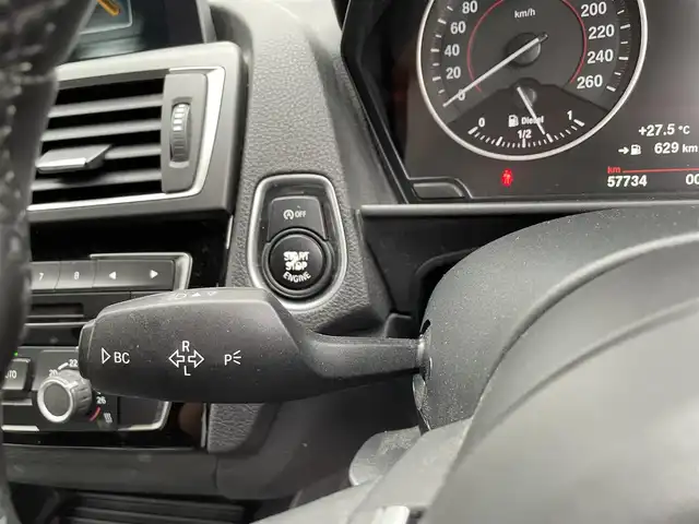 ＢＭＷ １１８ｄ Mスポーツ 愛知県 2018(平30)年 5.8万km 黒 純正ナビ/（CD/DVD/BT/USB/AUX/AM/FM）/バックカメラ/クルーズコントロール/レーンアシスト/ドライブレコーダー/ETC/インテリジェントセーフティ/ウインカーミラー/LEDヘッドライト/フロアマット