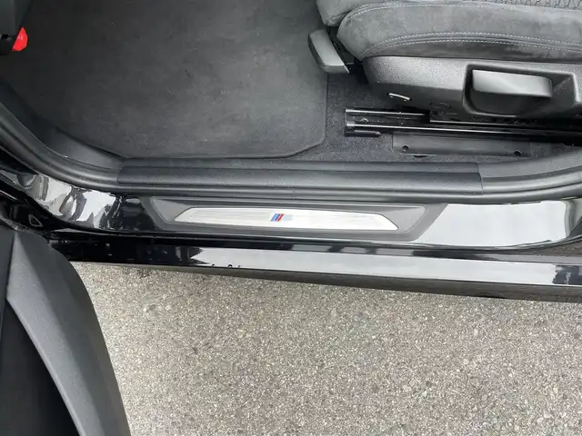 ＢＭＷ １１８ｄ Mスポーツ 愛知県 2018(平30)年 5.8万km 黒 純正ナビ/（CD/DVD/BT/USB/AUX/AM/FM）/バックカメラ/クルーズコントロール/レーンアシスト/ドライブレコーダー/ETC/インテリジェントセーフティ/ウインカーミラー/LEDヘッドライト/フロアマット