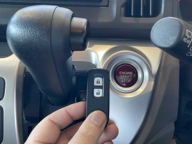 ホンダ Ｎ ＷＧＮ G 秋田県 2017(平29)年 4.1万km クリスタルブラックパール 社外ナビ　MDV-D304/　ワンセグ/　CD/　ラジオ/　USB/　SD/オートエアコン/前席シートヒーター/マニュアル式ヘッドライトレベライザー/プッシュスタート/スマートキー/スペアキーあり/横滑り防止装置/取り扱い説明書/新車時保証書/サマータイヤ積み込み