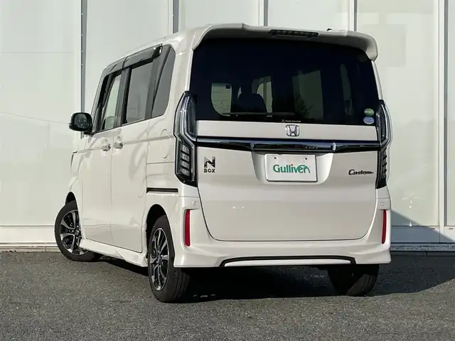 ホンダ Ｎ ＢＯＸ カスタム G L ホンダセンシング 福岡県 2020(令2)年 8.5万km プラチナホワイトパール 純正8インチナビ/（Bカメラ、TV、DVD、CD、Bluetooth、AM、FM、USB）/両側パワースライドドア/シートヒーター/レーダークルーズコントロール/ドラレコ前後/ETC/サンシェード/純正14インチホイール/プリクラッシュ/車線逸脱警報/横滑り防止装置/アイドリングストップ/純正マット/ドアバイザー/プッシュスタート/スマートキー/ステアリングボタン/ワンオーナー/保証書/取扱説明書