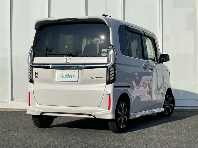ホンダ Ｎ ＢＯＸ カスタム G L ホンダセンシング 福岡県 2020(令2)年 8.5万km プラチナホワイトパール 純正8インチナビ/（Bカメラ、TV、DVD、CD、Bluetooth、AM、FM、USB）/両側パワースライドドア/シートヒーター/レーダークルーズコントロール/ドラレコ前後/ETC/サンシェード/純正14インチホイール/プリクラッシュ/車線逸脱警報/横滑り防止装置/アイドリングストップ/純正マット/ドアバイザー/プッシュスタート/スマートキー/ステアリングボタン/ワンオーナー/保証書/取扱説明書