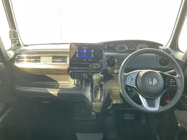 ホンダ Ｎ ＢＯＸ カスタム G L ホンダセンシング 福岡県 2020(令2)年 8.5万km プラチナホワイトパール 純正8インチナビ/（Bカメラ、TV、DVD、CD、Bluetooth、AM、FM、USB）/両側パワースライドドア/シートヒーター/レーダークルーズコントロール/ドラレコ前後/ETC/サンシェード/純正14インチホイール/プリクラッシュ/車線逸脱警報/横滑り防止装置/アイドリングストップ/純正マット/ドアバイザー/プッシュスタート/スマートキー/ステアリングボタン/ワンオーナー/保証書/取扱説明書